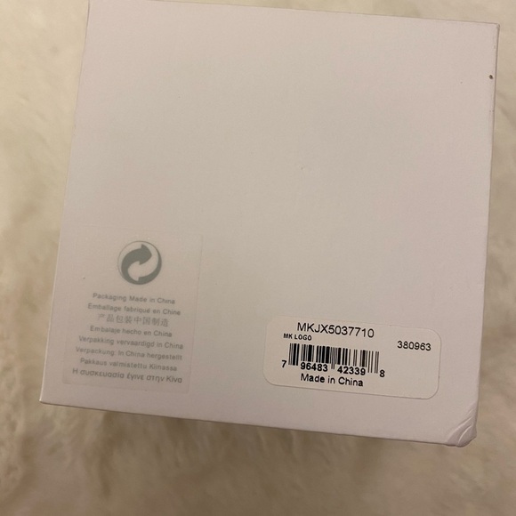 Michael Kors Bangle - Picture 5 of 5